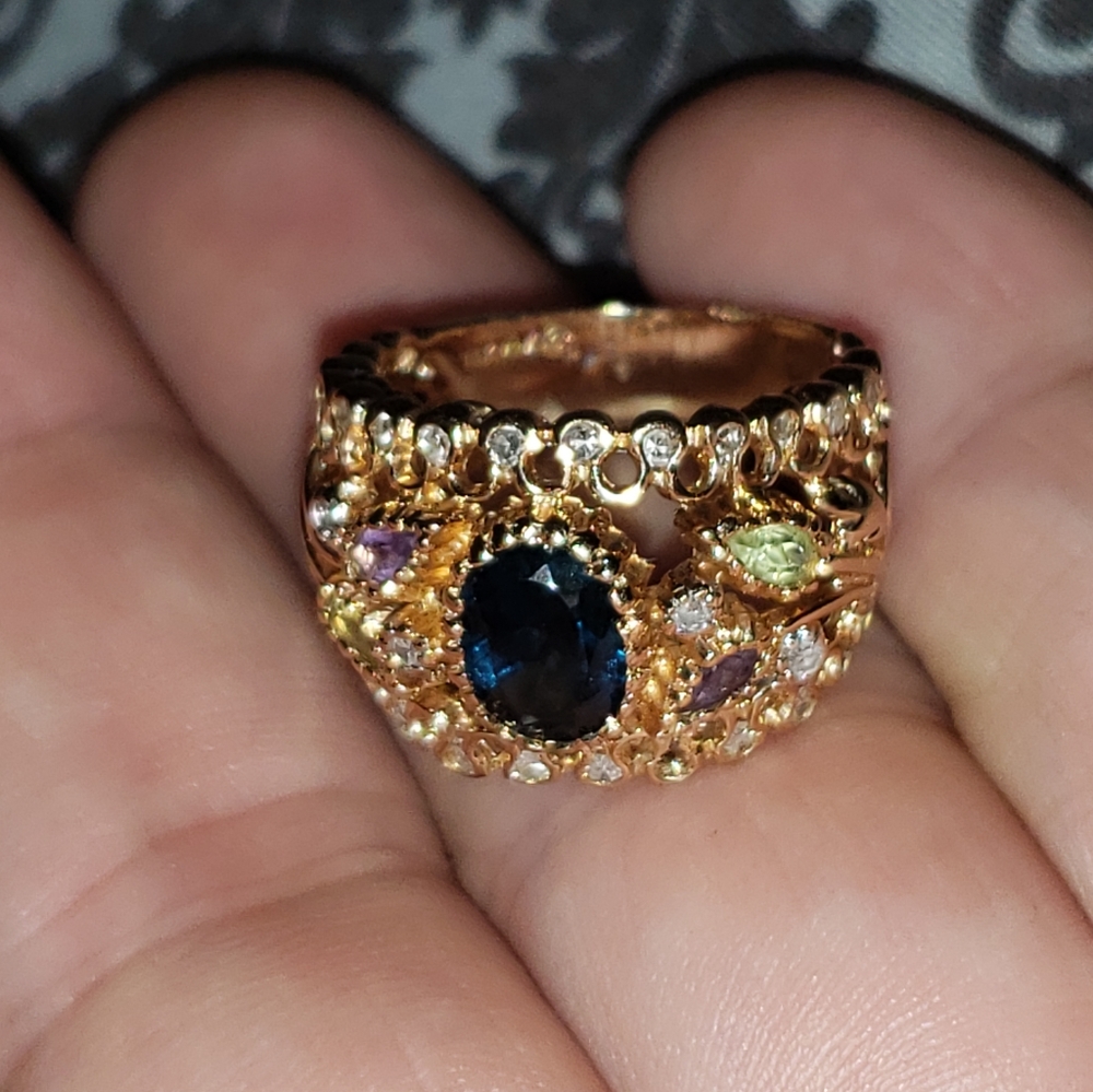 14kt Gold Filigree Flower Diamonds and Topaz Ring